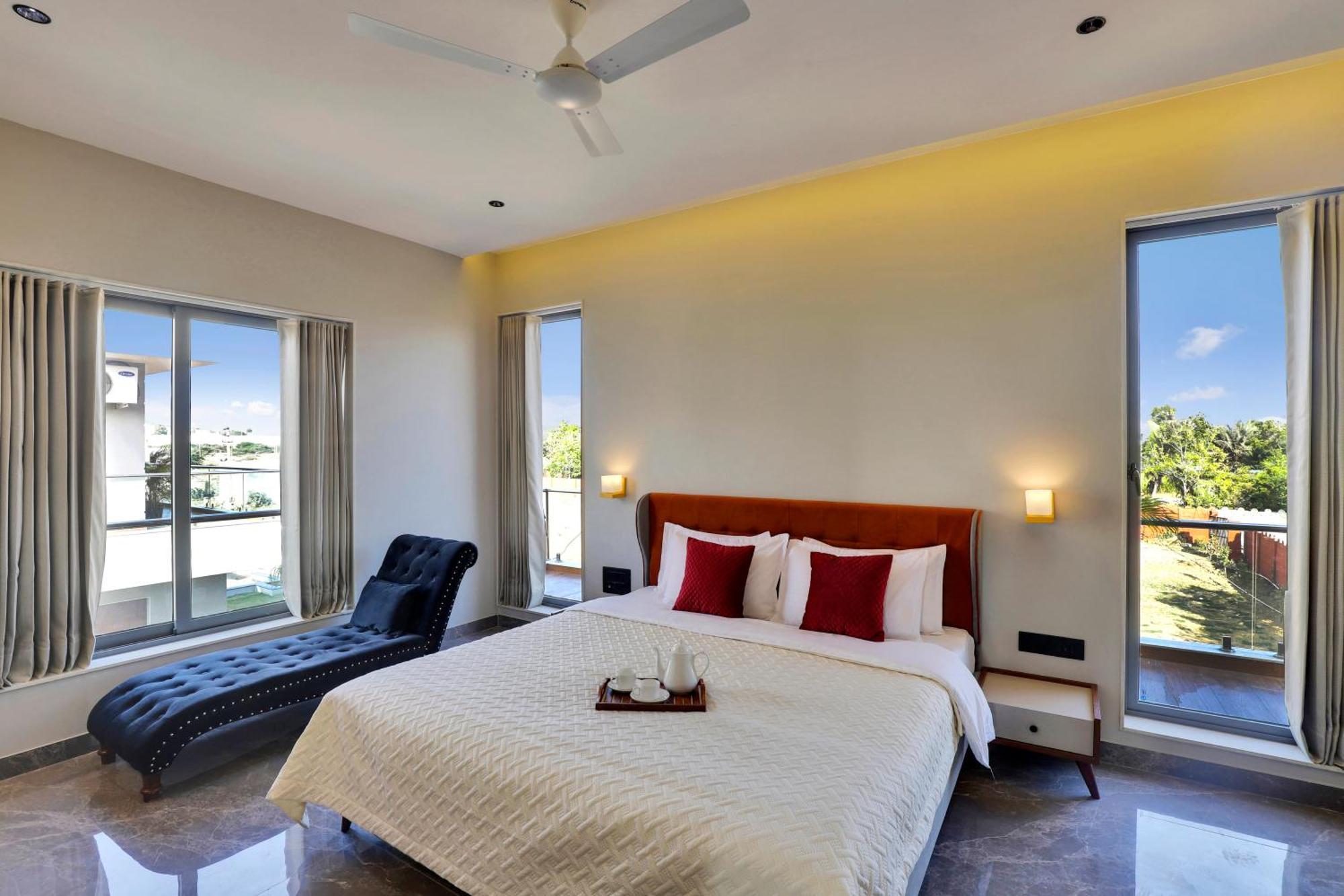 Goverdhan Greens Resort Dwarka L Hotels In Dwarka Exterior photo