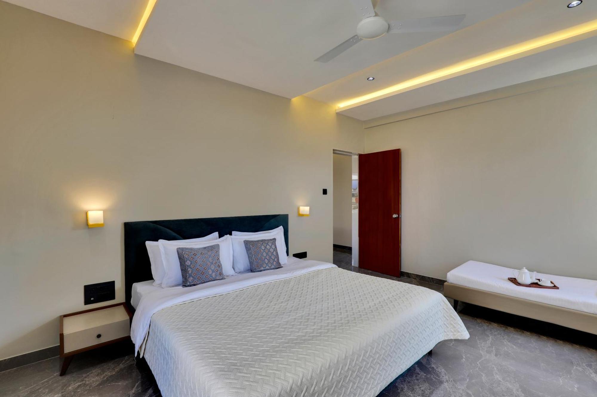 Goverdhan Greens Resort Dwarka L Hotels In Dwarka Exterior photo